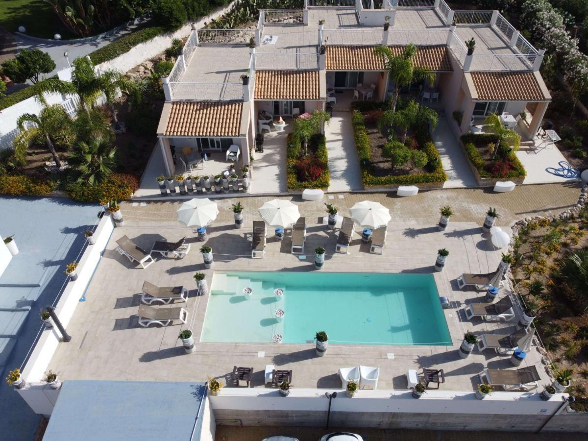 Appart hôtel Small Luxury Pool And Sea View - Stella Del Mare
